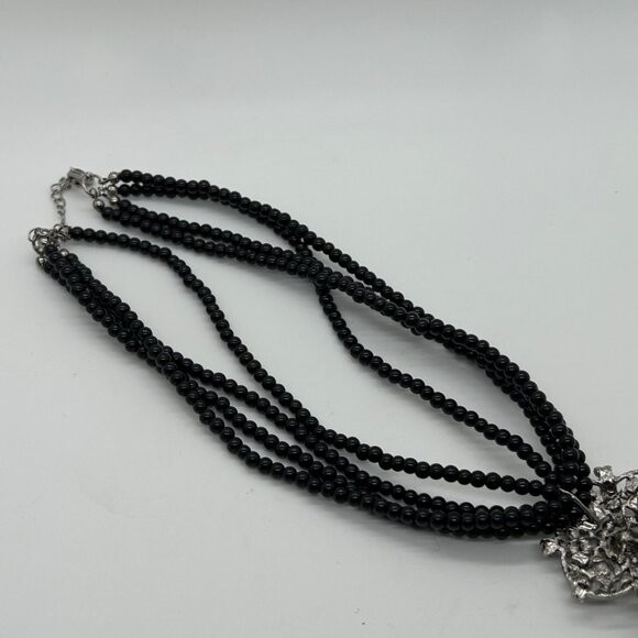 Vintage-Inspired Black Beaded Necklace With Aurora Borealis Rhinestone Pendant - Picture 7 of 13